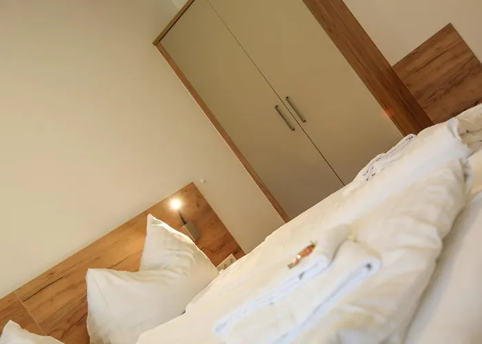 Leitner - Der Wirt An Der Klamm